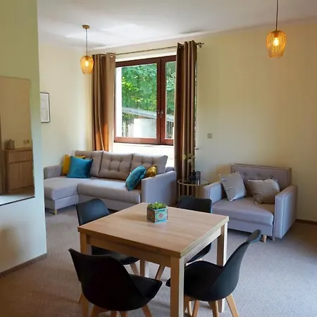 Vanilla 홈스테이 비스와