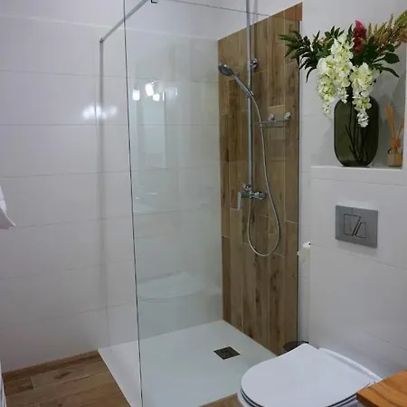 Vanilla 홈스테이 비스와